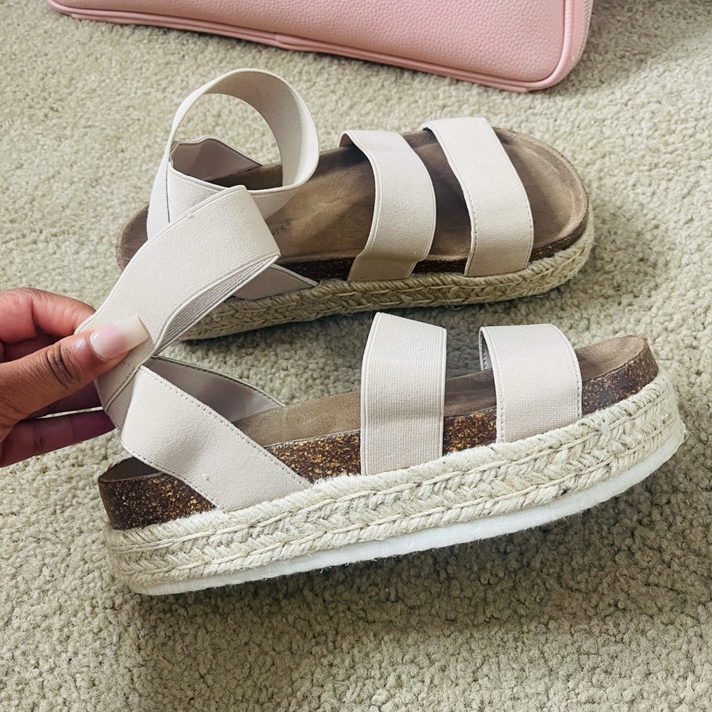 Platform sandals
